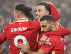 PG中国登录入口-包含利物浦全取三分领先积分榜，曼城主场告捷继续追赶的词条